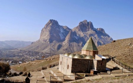 Naxçıvan bəşəriyyət beşiyi
